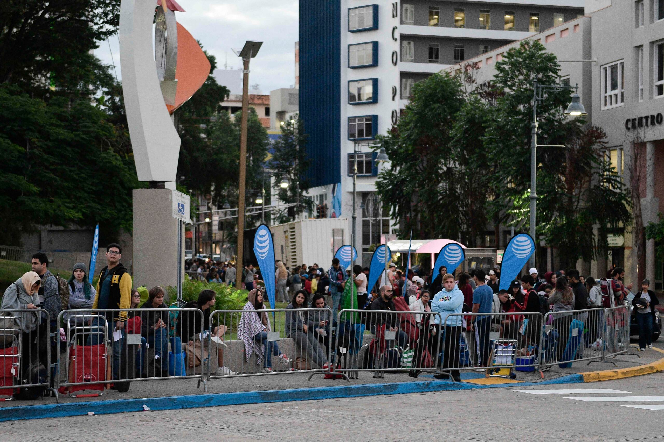 A las 10:00 a.m. los boletos para estudiantes habían terminado. (gerald.lopez@gfrmedia.com)