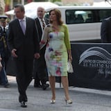 No gusta el vestido que usó la primera dama para recibir los reyes de España
