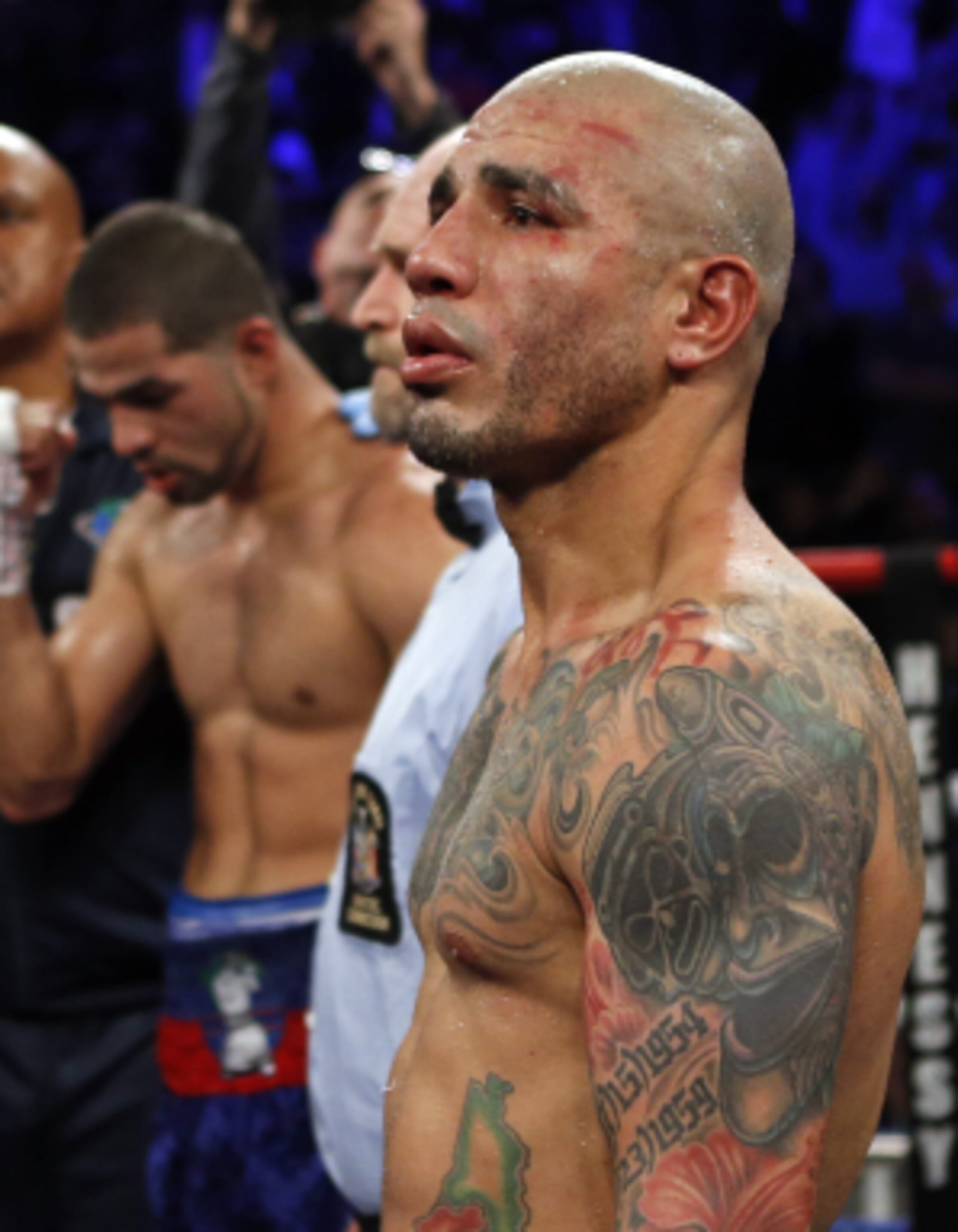 Cotto viajó ayer a la Isla para ser intervenido quirúrgicamente mañana, miércoles. (AP/Adam Hunger)