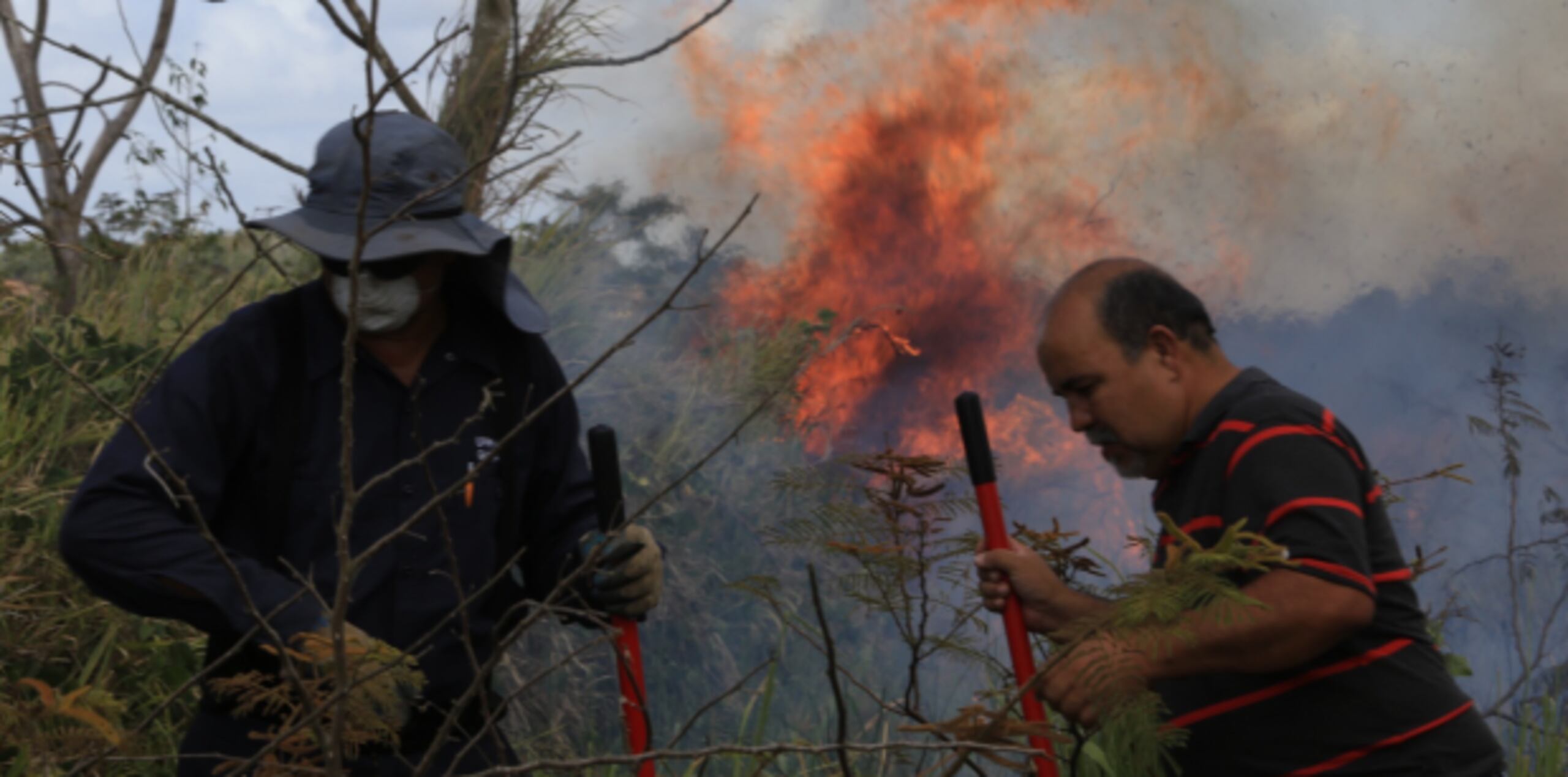 El fuego comenzó el miércoles. (Archivo)