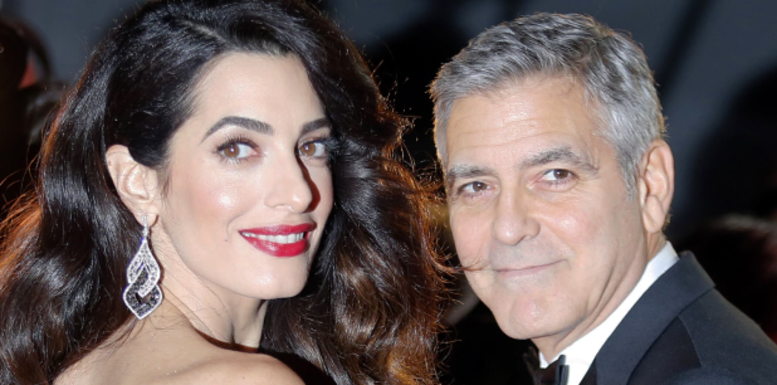 George y Amal Clooney. (AP)