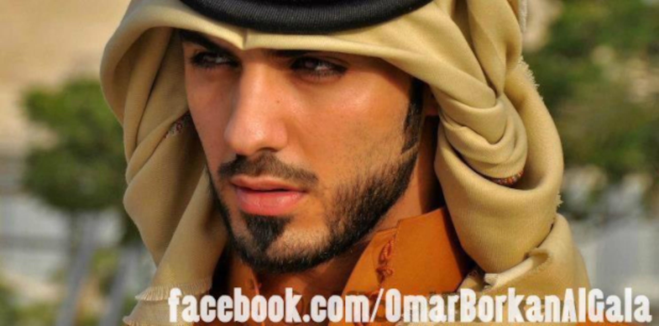 Omar Borkan Al Gala es, según su perfil en Facebook, fotógrafo de moda, actor y poeta. (Facebook/Omar Borkan Al Gala)