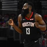 Harden logra 42 puntos y los Rockets aplastan a Bulls