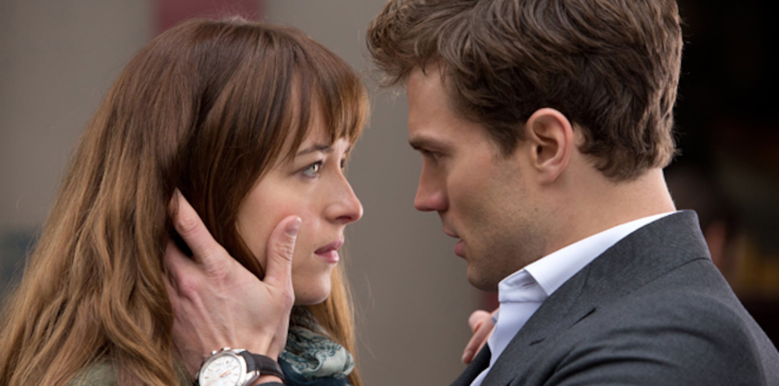 Habrá que ver si le cuesta la libertad su reacción desenfrenada ante Christian Grey y Anastasia Steele. (AP)