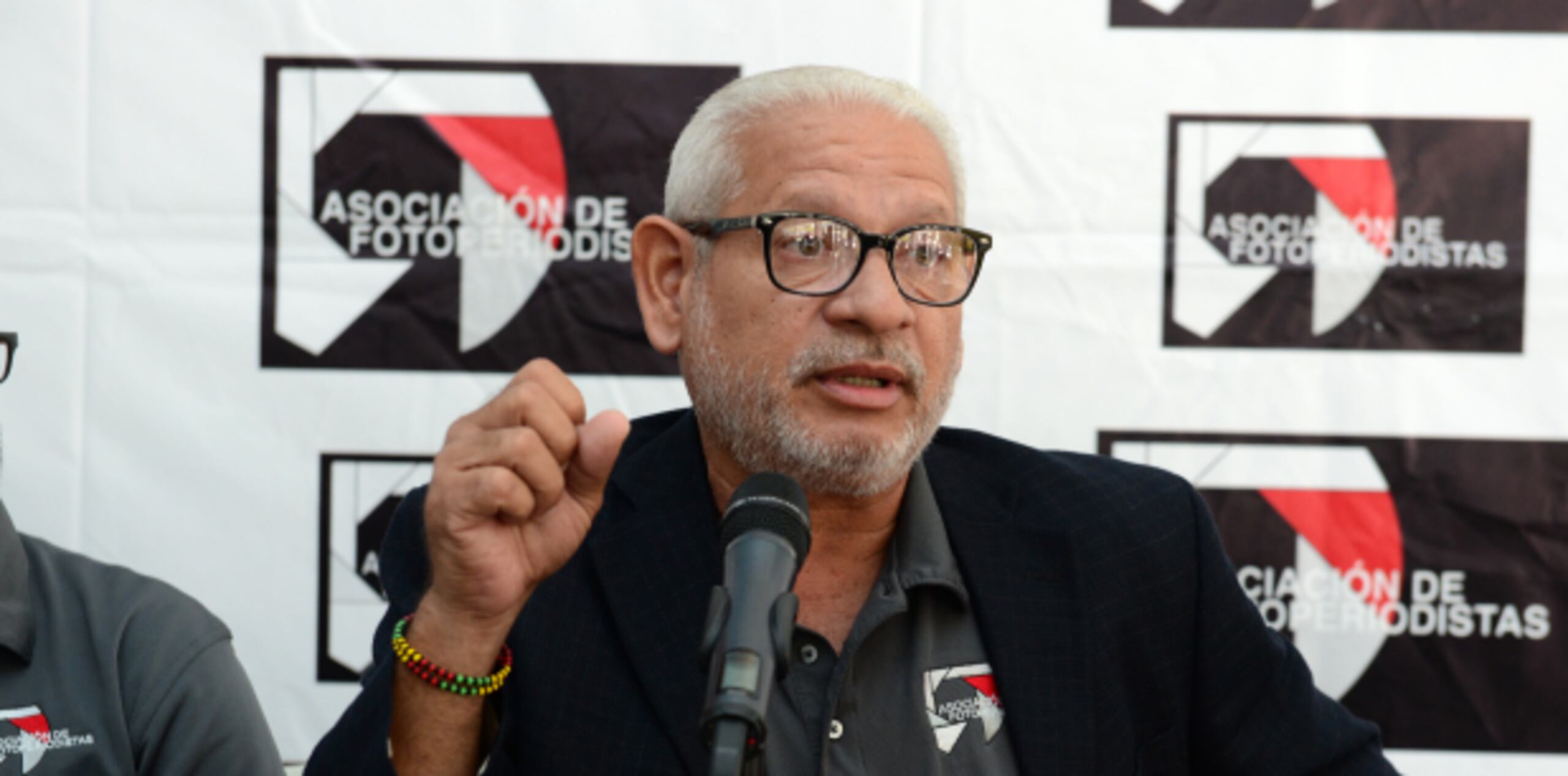 El presidente de la Asociación de Fotoperiodistas, José Rodríguez, también expresó la solidaridad de la entidad por el asesinato de su colega mexicano Rubén Espinoza. (ismael.fernandez@gfrmedia.com)
