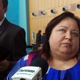 Renuncia Melba Acosta al Banco Gubernamental de Fomento