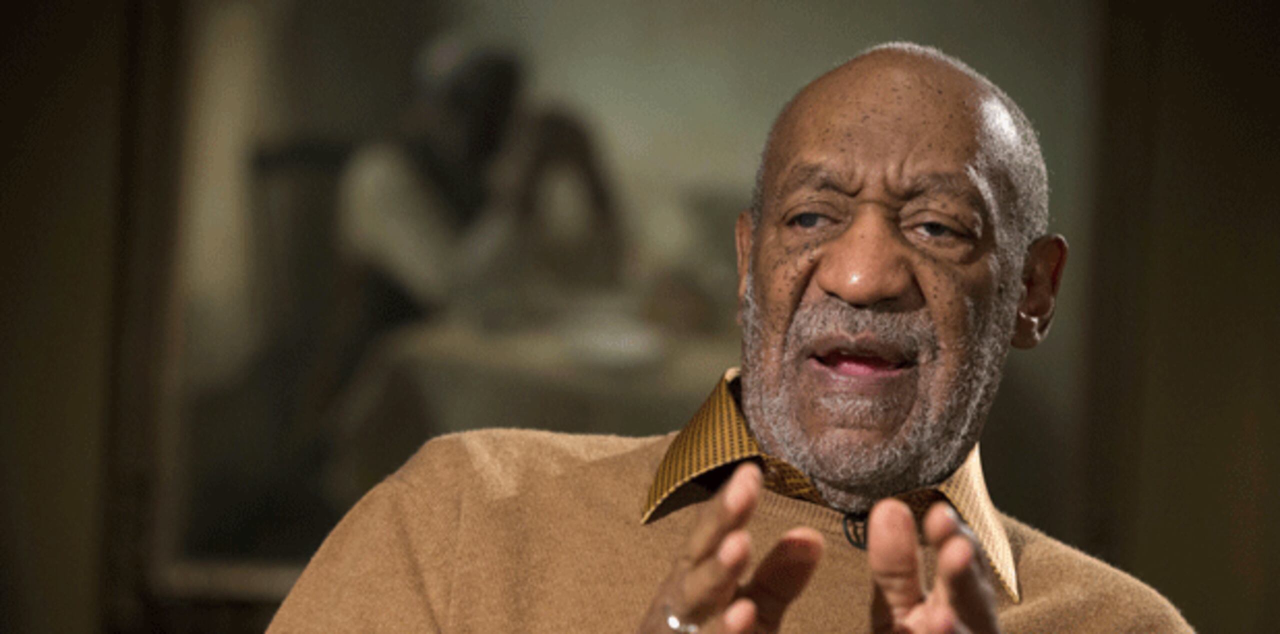 "El seguir exhibiendo cualquier obra de arte de, por o a través de Bill Cosby muestra la postura del Instituto Smithsoniano hacia las mujeres", escribió una persona. (Archivo)