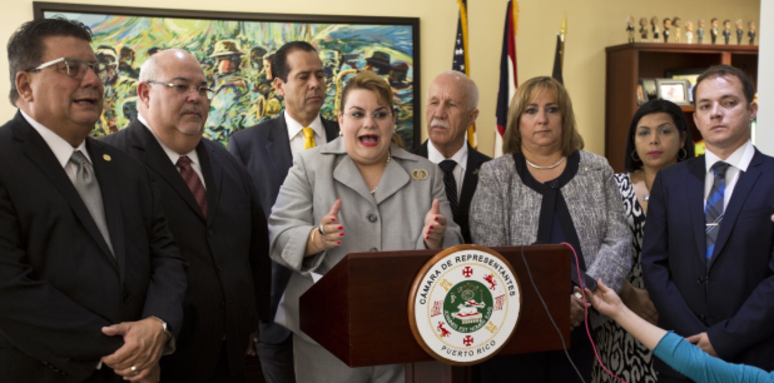 Jenniffer González, denunció la movida y la calificó como parte de la “improvisación” del PPD en la atención de los problemas fiscales del país. (jorge.ramirez@gfrmedia.com)