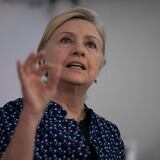 Hillary Clinton arremete contra Trump por la reconstrucción de Puerto Rico