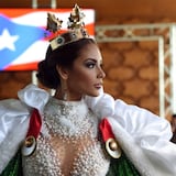 Miss Universe Puerto Rico luce su traje típico