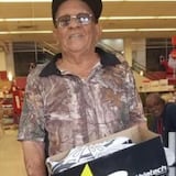 Kmart abrió hoy, Día de Acción de Gracias, desde las 7:00 a.m. en Plaza