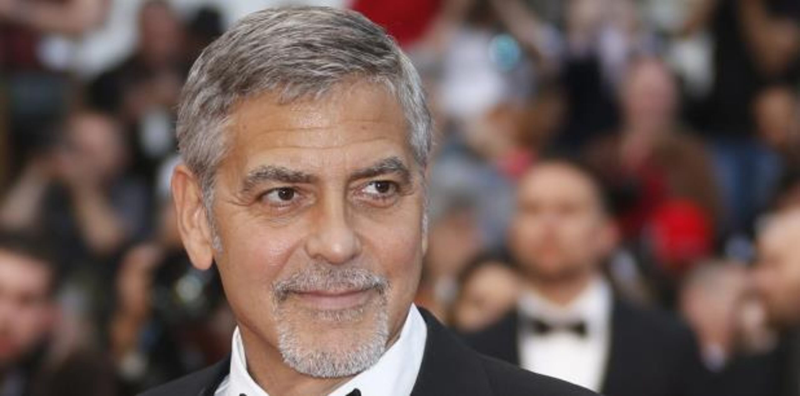 George Clooney tiene 57 años. (EFE / Guillaume Horcajuelo)