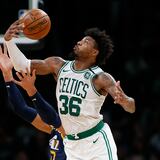 Marcus Smart revela que dio positivo al COVID-19