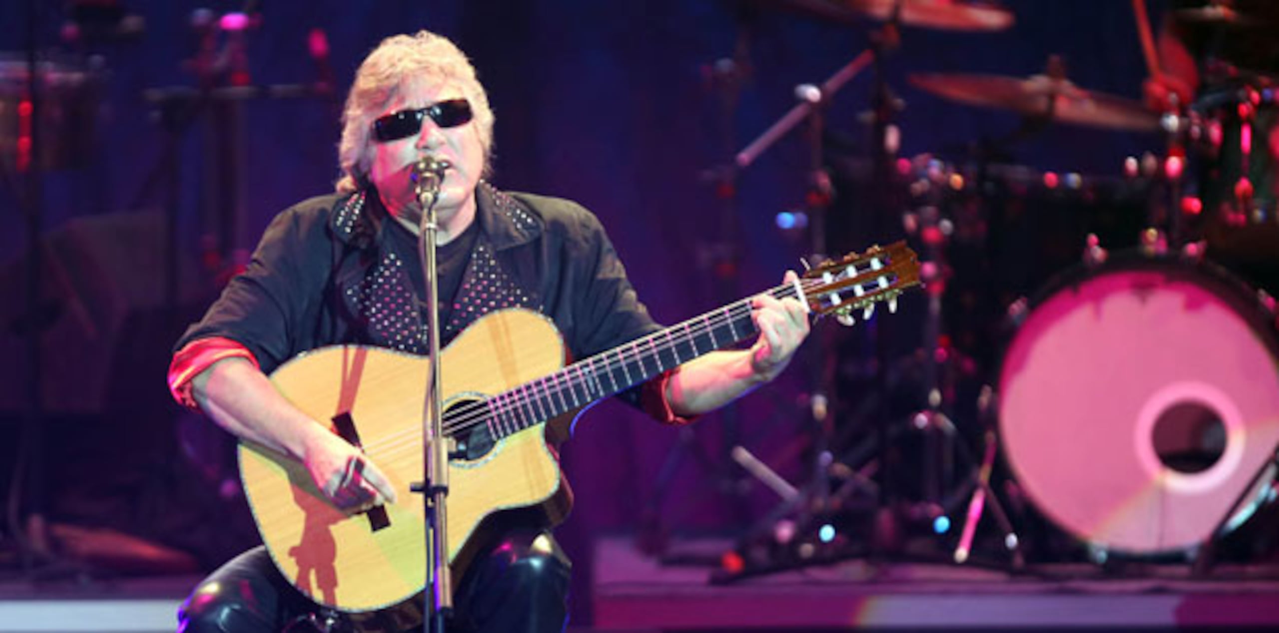 El cantante y guitarrista José  Feliciano se dirigió a su fanaticada boricua y expresó lo emocionado que se sentía al volver a los  escenarios de su patria. (david.villafane@gfrmedia.com)