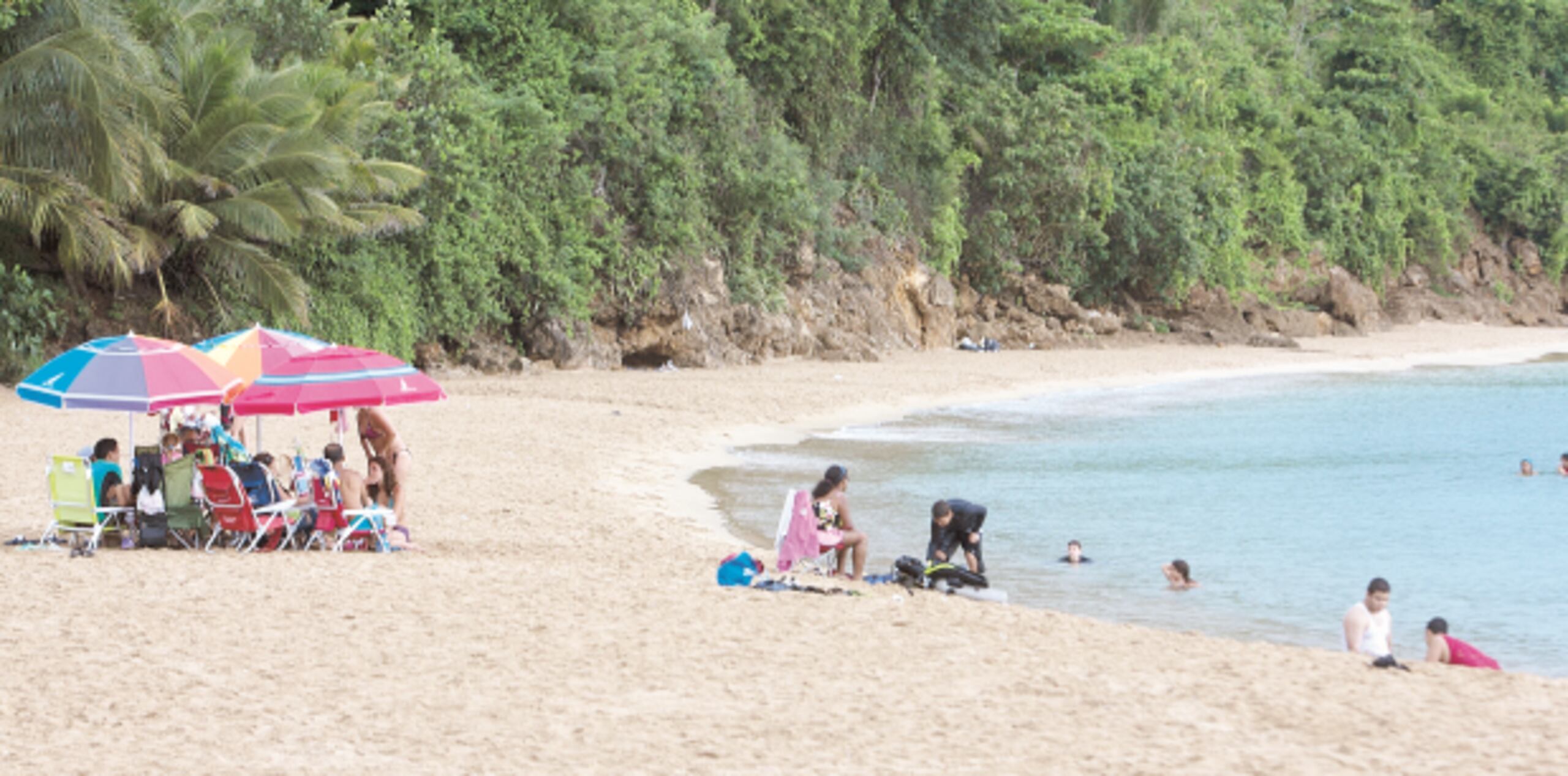 El Balneario Crash Boat en Aguadilla salió con altos niveles de bacterias enterococos. (Archivo)