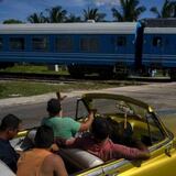 Estrena nuevo tren chino en Cuba