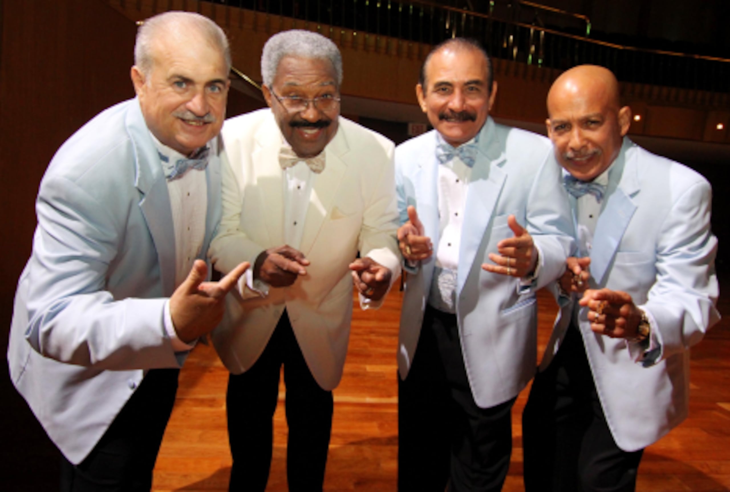 Los vocalistas de la orquesta resaltaron, que la identidad de El Gran Combo radica en la figura de Ithier y en la sabia combinación de los elementos profesionales que les ha permitido trascender una generación tras otra sin perder la esencia de lo que es su música.  (Archivo)