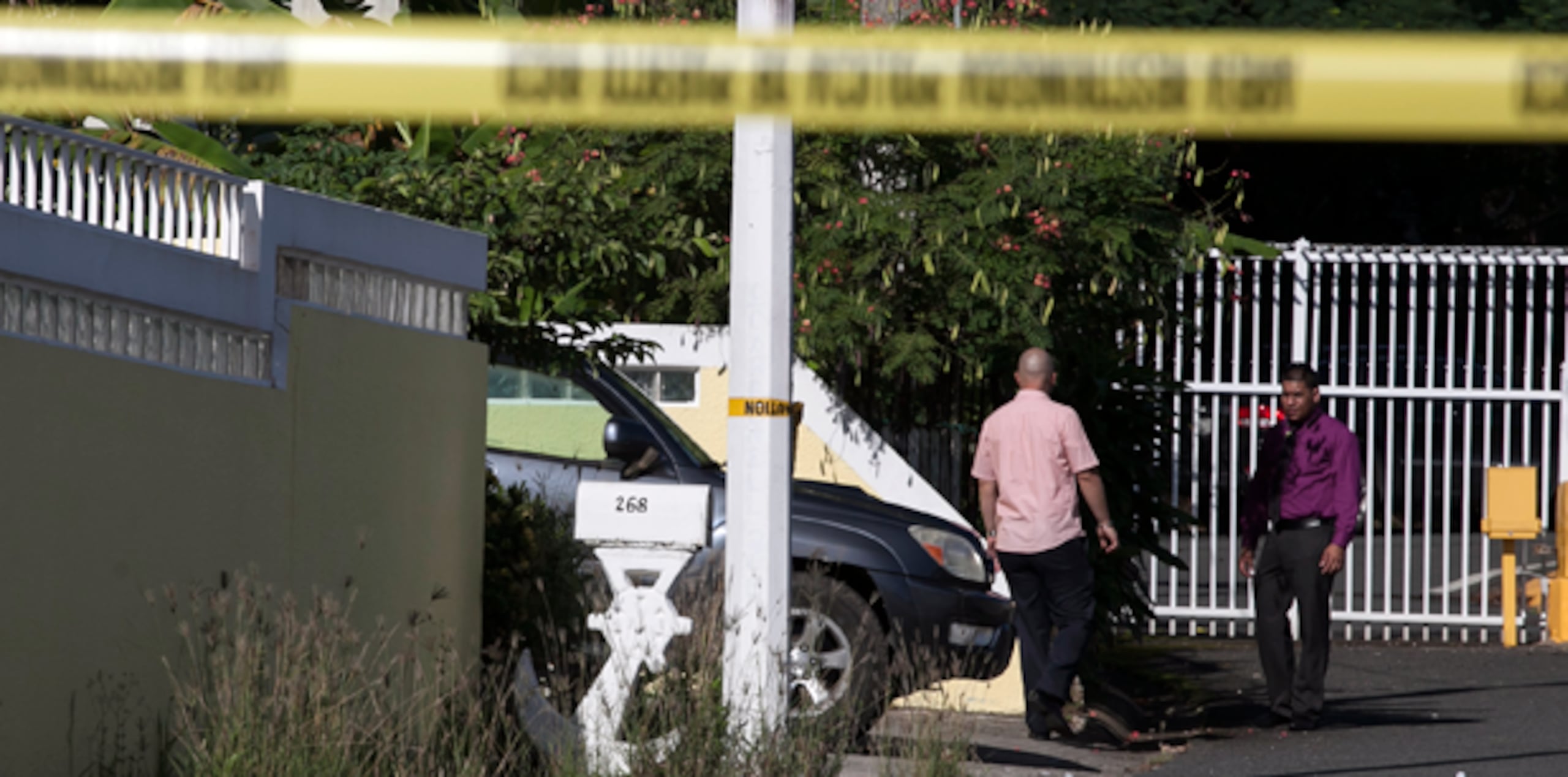 La matanza múltiple se registró a eso de las 3:00 a.m. de este martes en la urbanización Los Frailes en Guaynabo. (Alberto Bartolomei / Para GFR Media)