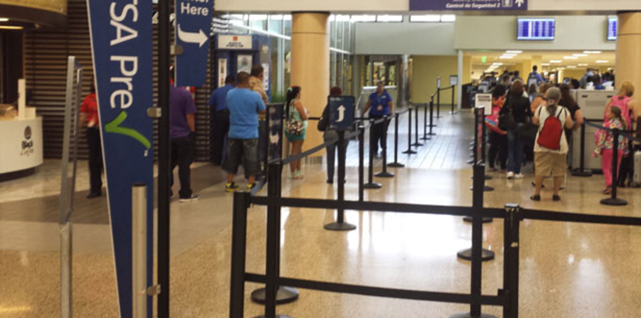 La niña fue detenida el sábado en el aeropuerto Charles de Gaulle a su llegada desde Camerún, precisó el abogado Sidonie Leoue. (Archivo)