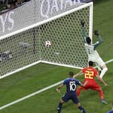 Francia anotó el 1-0 con la cabeza y Bélgica se elimina