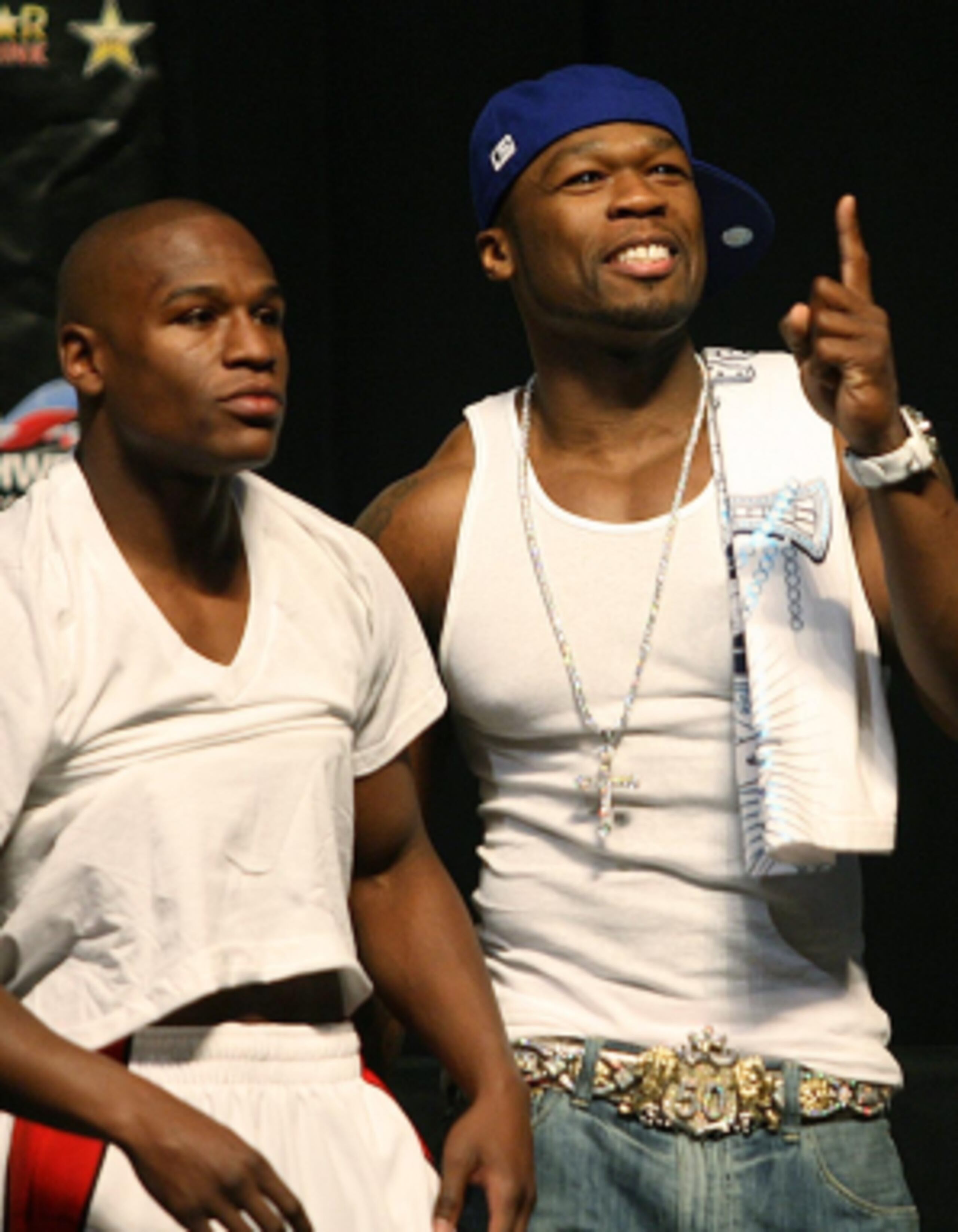 En el pasado, Mayweather y 50  Cent parecían inseparables al verse como grandes amigos. (Archivo)