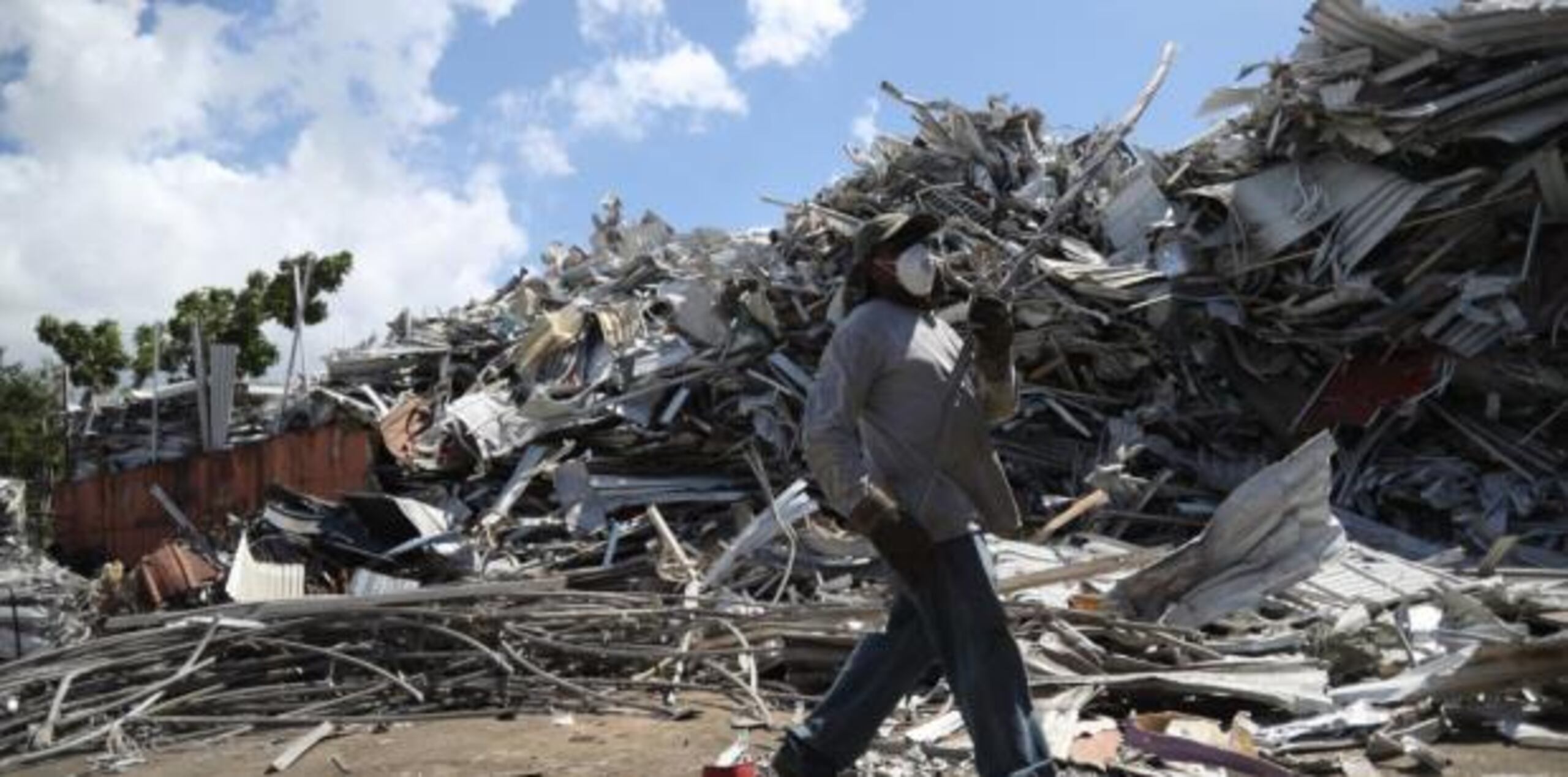 Luego del huracán María, los clientes hacían largas filas en este centro de compra y venta de metales para llevar el material, y hubo días en que se recogieron más de 100,000 libras. (vanessa.serra@gfrmedia.com)