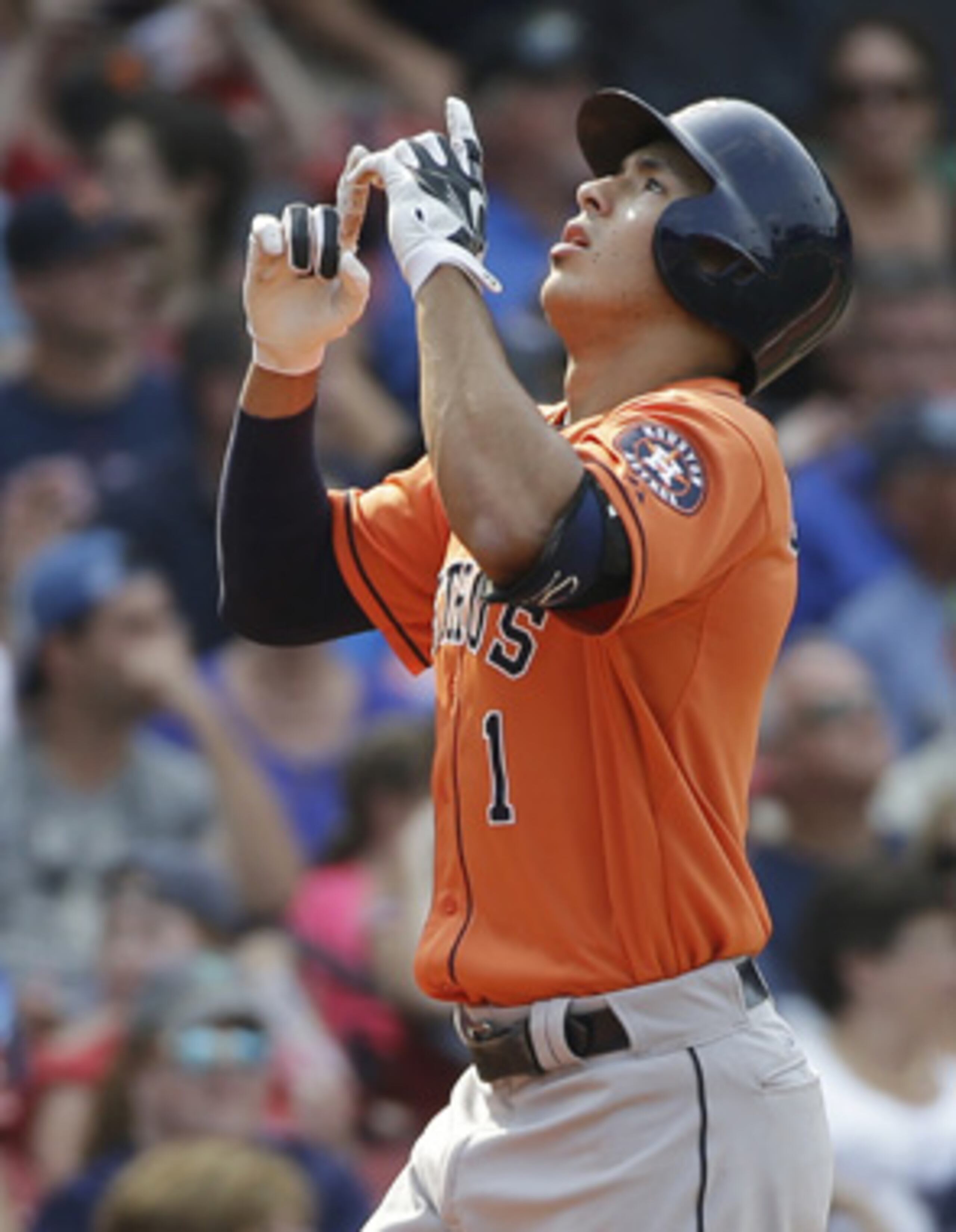 Carlos Correa se fue de 4-3. (AP/Steven Senne)