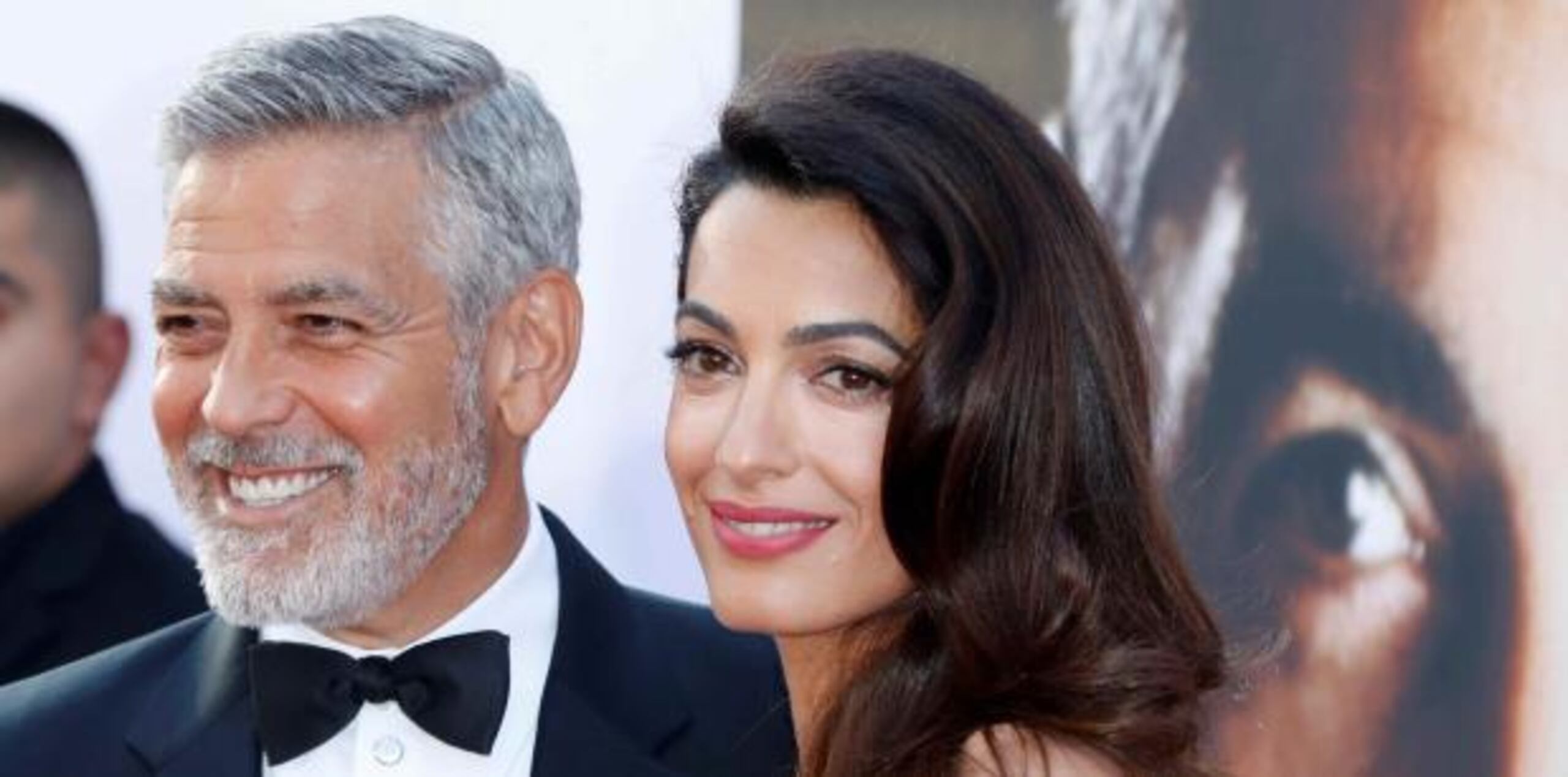 George Clooney y su esposa Amal. (EFE)