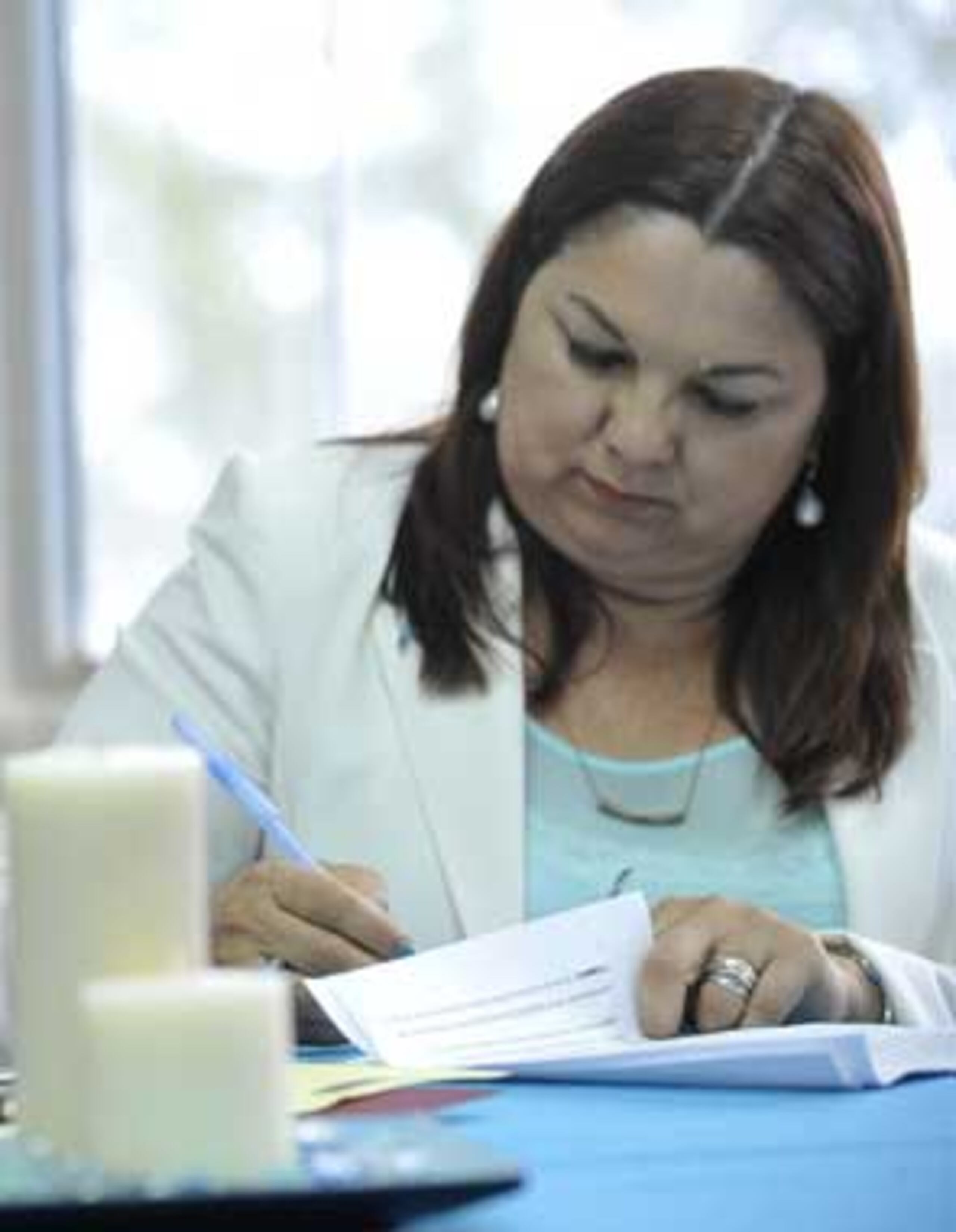 La coordinadora general de Paz para la Mujer manifestó que, además, hay organizaciones que están en espera que les respondan las propuestas de continuación de servicios radicadas a la Comisión Conjunta de Donativo Legislativo y que de no responderles con premura, se pone en riesgo la continuidad de los servicios a sobrevivientes de violencia. (Archivo)
