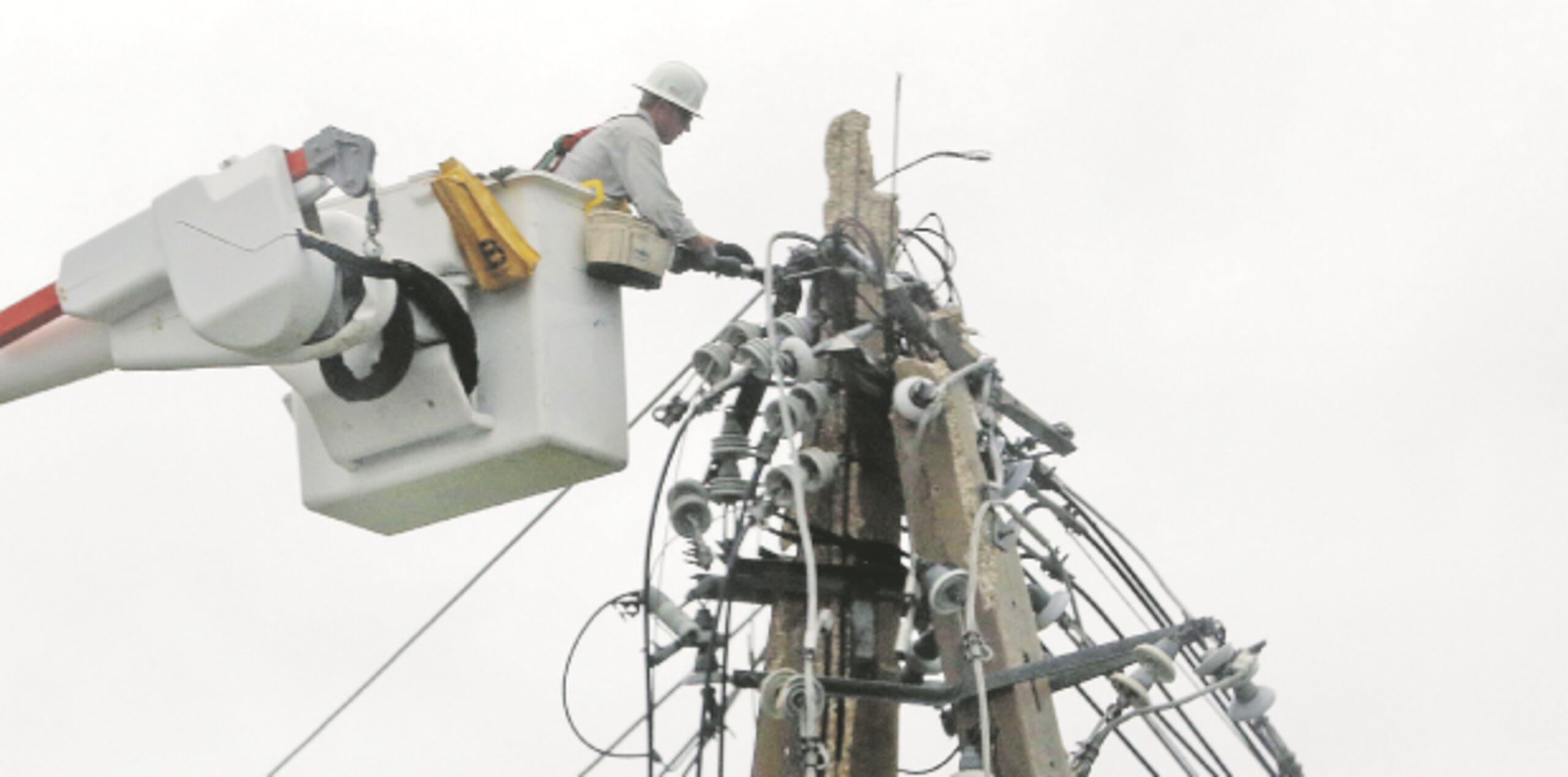 El ingeniero boricua que habló bajo condición de anonimato, llegó a la Isla la primera semana de noviembre, pero solo ha trabajado 6 días, a pesar de que la AEE tiene que pagarle el resto del tiempo aún sin haber tenido taller. (Archivo)