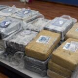 Ocupan cargamento millonario de cocaína en costa de Arecibo