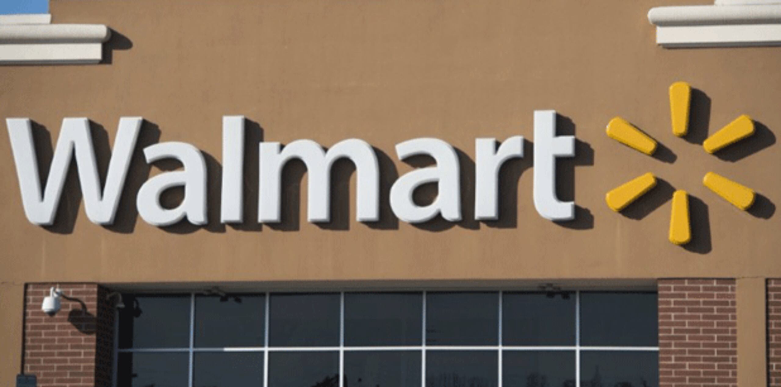 Wal-Mart dijo a The Associated Press que pidió a los productores de carne, huevo y otros usar antibióticos sólo para prevenir o curar enfermedades, no para engordar a los animales, una práctica común en el sector. (Archivo)