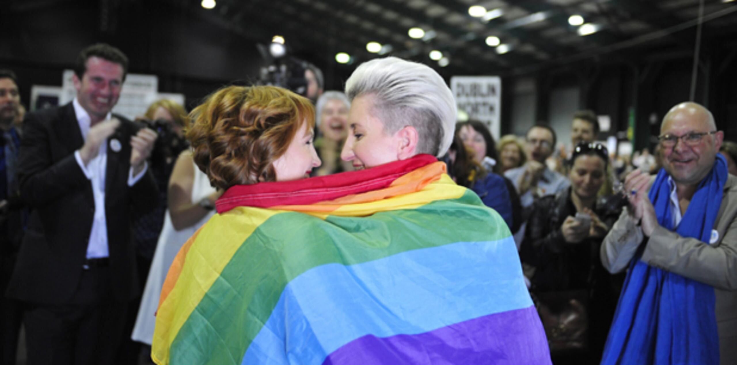 Monnine Griffith y Clodagh Robinson celebran los acontecimientos. (EFE)