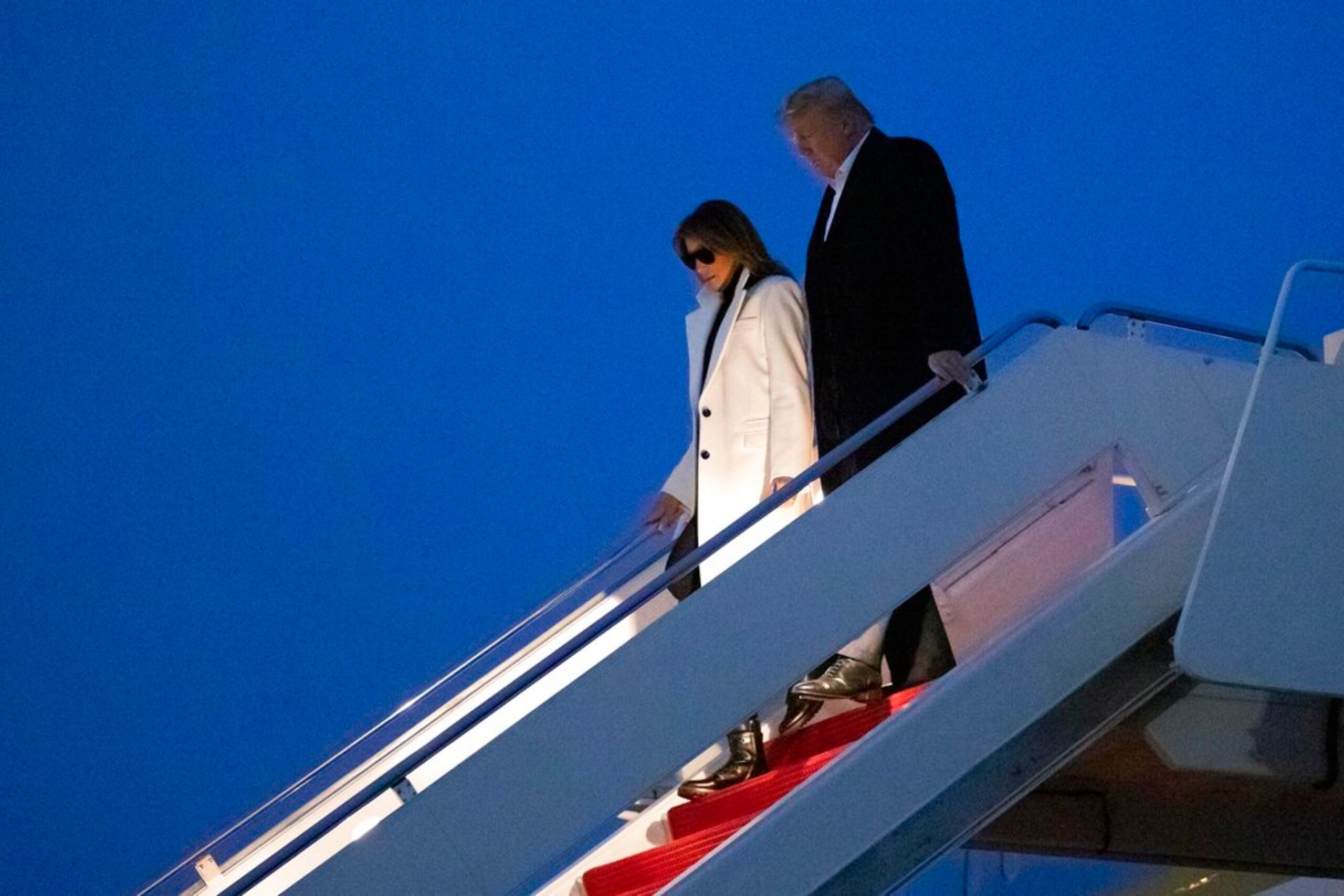 El presidente Donald Trump y la primera dama Melania Trump llegaron hoy de su viaje a India.