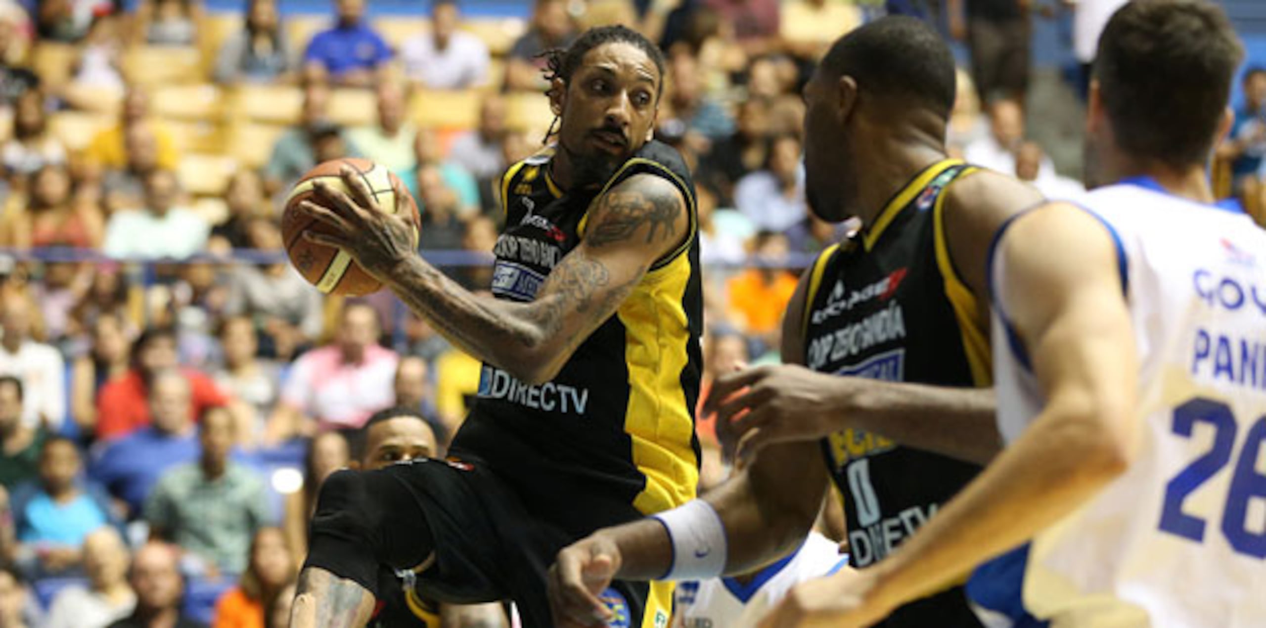 Balkman estuvo particularmente efectivo en la primera mitad, donde consiguió 20 de sus 22 tantos. (jose.candelaria@gfrmedia.com)