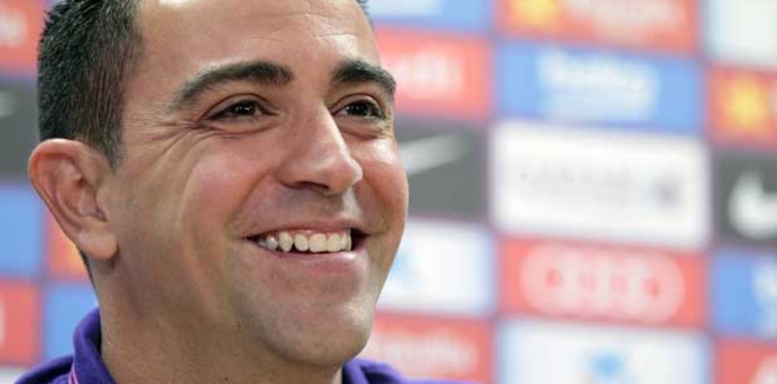 "Es una decisión definitiva, difícil, consensuada con mi gente. Creo que es el momento de irme, así lo siento", dijo Xavi en el centro de entrenamiento del Barsa. (EFE)