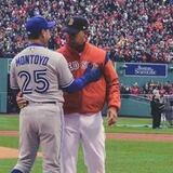 Calor boricua inicia el histórico juego entre Cora y Montoyo