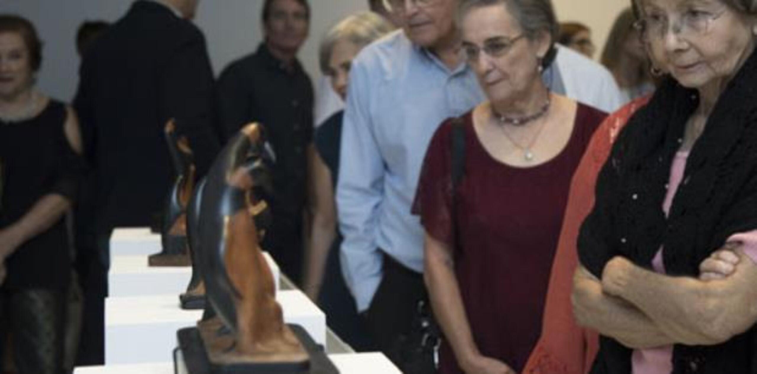 Socios y amigos del Museo en la preapertura de la exposición Compostela.  (Suministrada)