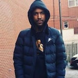 Grave el rapero Lil Reese tras disparo en el cuello