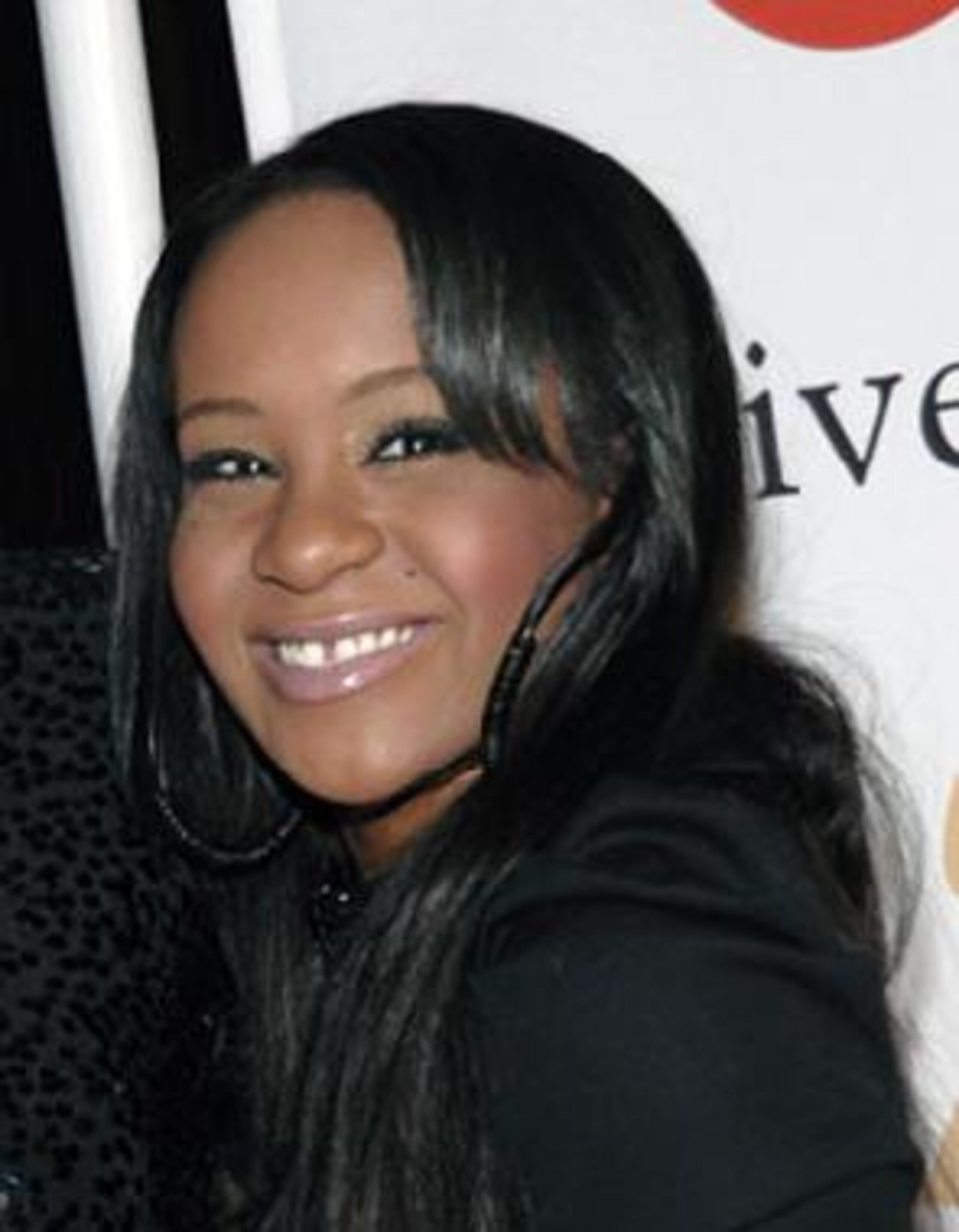 Bobbi Kristina Brown es la única hija de los cantantes Bobby Brown y Whitney Houston, que también fue hallada inconsciente en una bañera el 11 de febrero de 2012 y más tarde falleció. (AP)