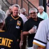 La celebración del Día de Roberto Clemente arranca con un acto que honra su legado humanitario  