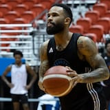 Walter Hodge a gusto con su regreso a los Cangrejeros