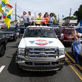 Jenniffer González lidera caravana por Bayamón: “La gente en la calle es más que evidente que respalda el cambio”