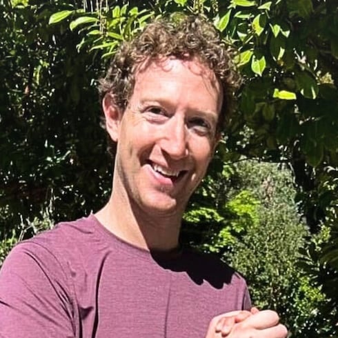 Se guilla Mark Zuckerberg en la playa 