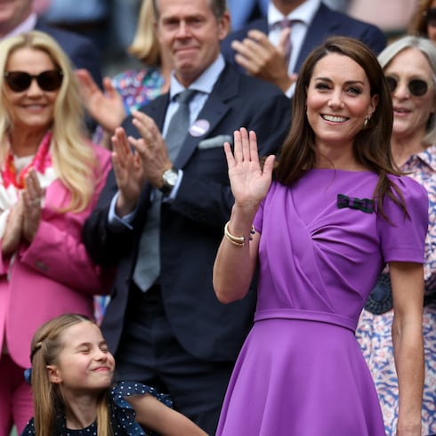 El momento en que Kate Middleton es ovacionada al reaparecer en Wimbledon