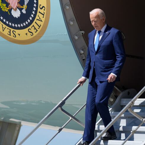 Joe Biden cede su aspiración presidencial a Kamala Harris