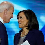 Joe Biden cede su aspiración presidencial a Kamala Harris