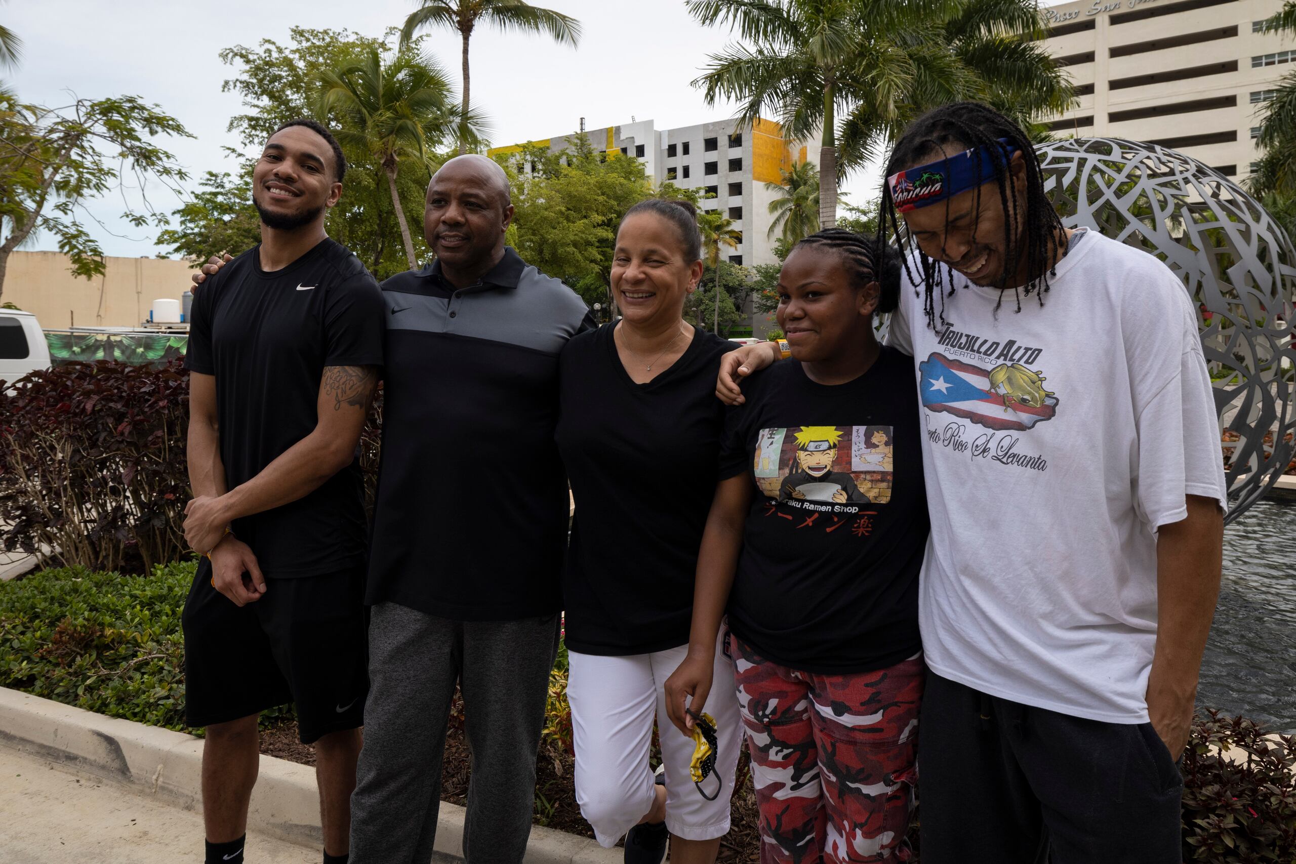 Los Quinn Camacho en una visita a Puerto Rico. En la foto no está Robert Quinn.