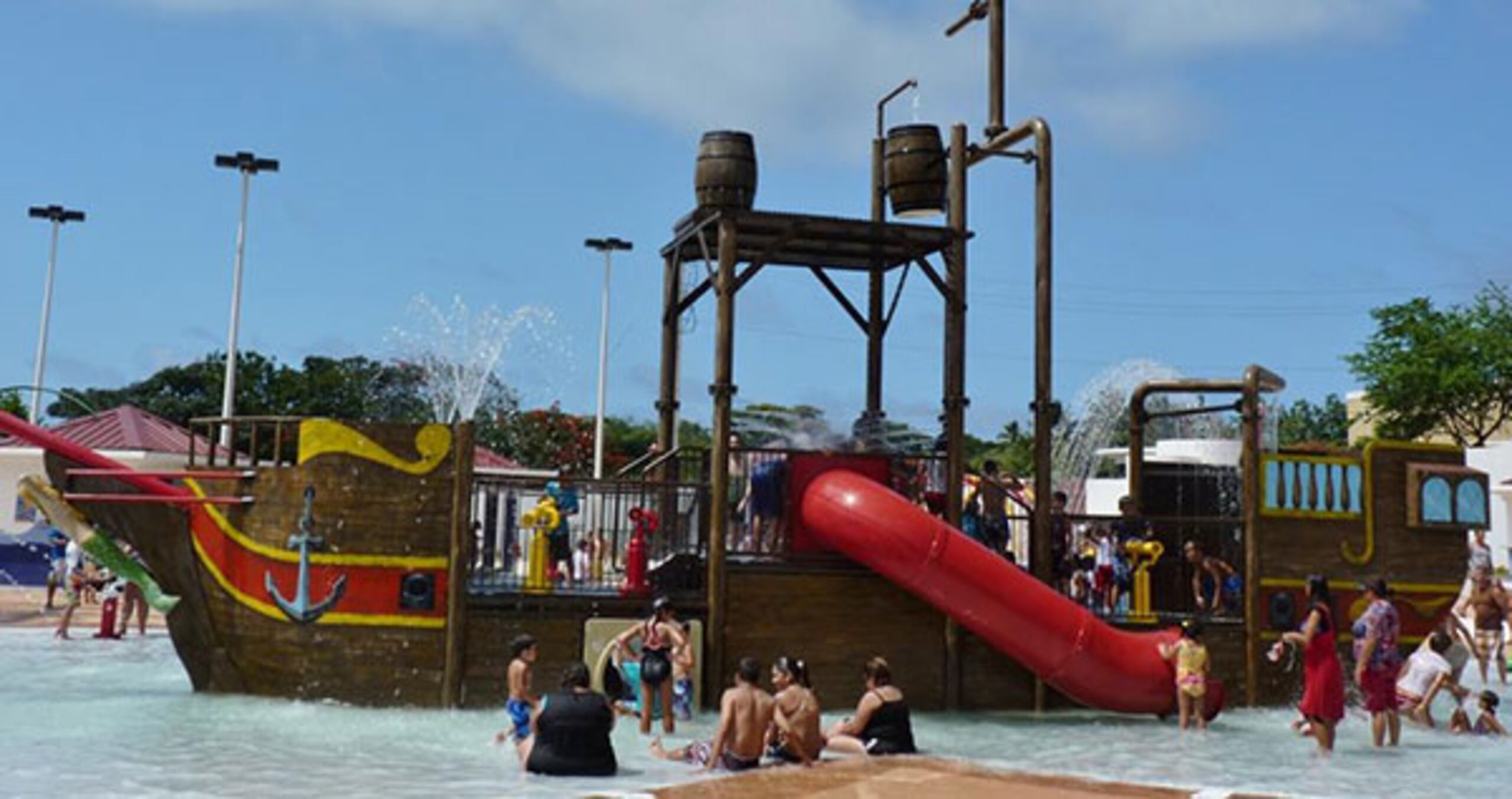 Parque acuático Rafael Pérez Santaliz en Quebradillas.