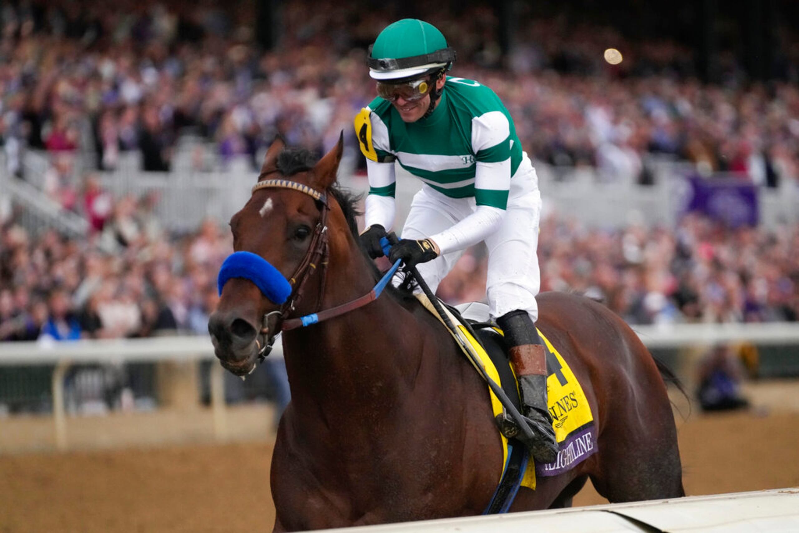 Flavien Prat montó a Flightline en el Breeders' Cup Classic.